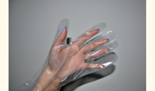 Disposable Polythene Food Grade Gloves - Medium Clear - 100 pack